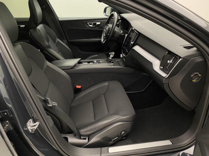 Volvo V60 D3 MOMENTUM AUT 2.0 d Momentum