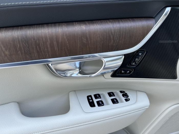 Volvo V90 T8 AWD INSCRIPTION RECHARGE