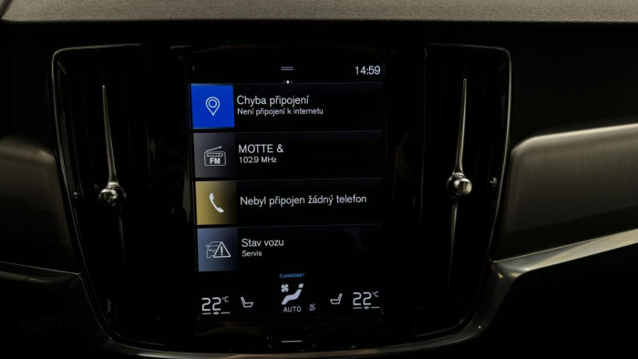 Volvo V90 D4 MOMENTUM AUT REZERVACE 2.0 d Momentum