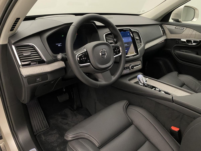 Volvo XC90 B5 AWD AUT BRIGHT PLUS 7míst 2.0 Plus