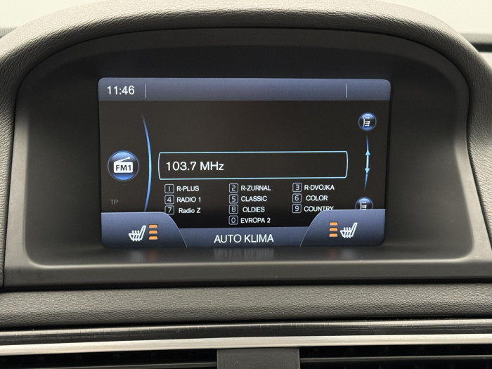 Volvo XC70 D5 AWD SUMMUM AUT CZ 2.4 d Summum