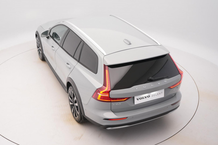 Volvo V60 CC B5 AWD PLUS BRIGHT 1.maj