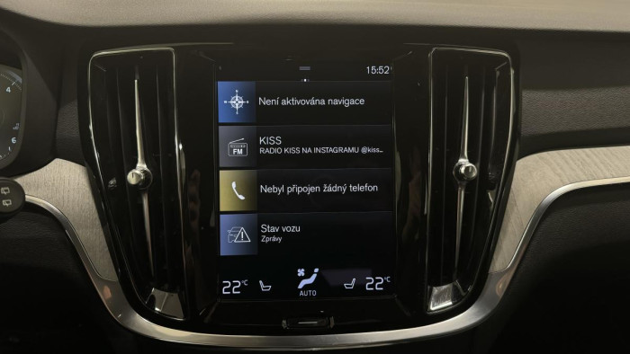 Volvo V60 B4 INSCRIPTION AUT REZERVACE