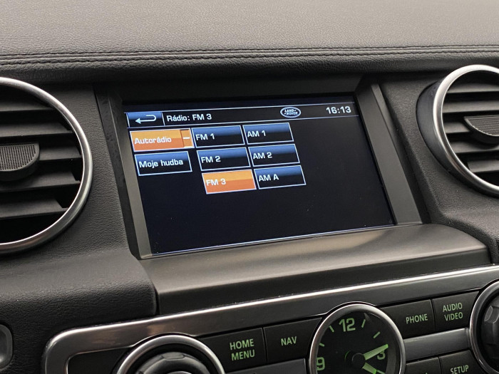 Land Rover Discovery 3.0 TDV6 S AWD REZERVACE