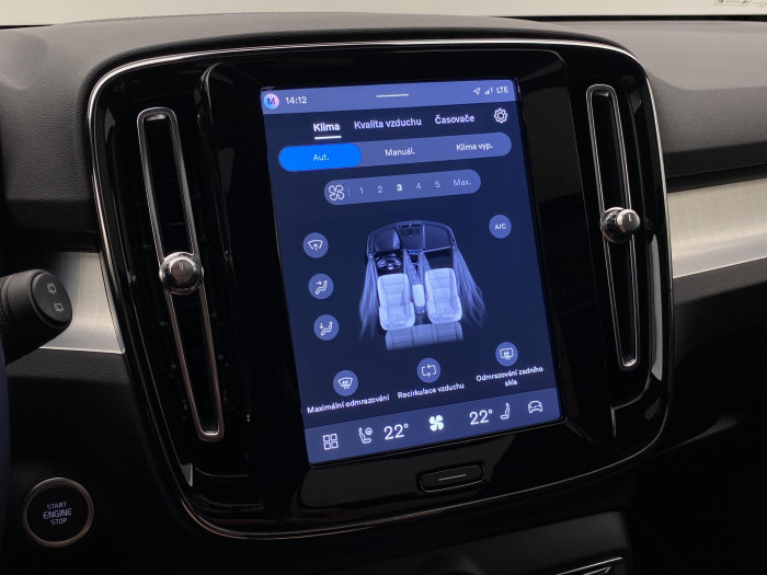 Volvo XC40 B3 AUT PLUS BLACK EDITION