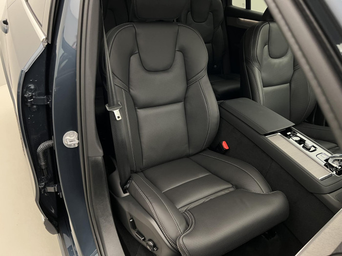 Volvo XC90 B5 AWD AUT BRIGHT PLUS 7-míst