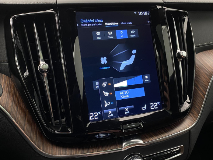 Volvo XC60 B5 AWD INSCRIPTION AUT CZ