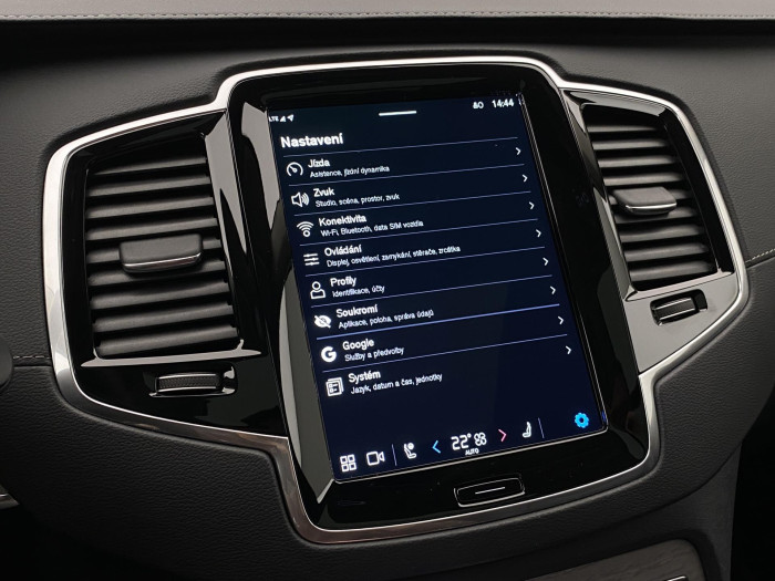 Volvo XC90 B5 AWD BRIGHT ULT. REZERVACE