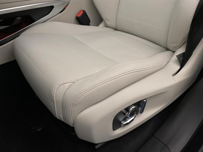 Jaguar F-Pace SVR 5.0 AWD AUT REZERVACE