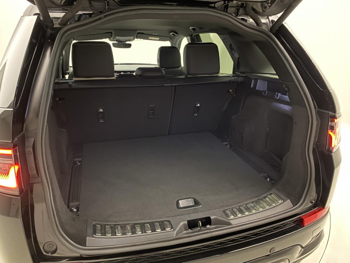 Land Rover Discovery Sport D200 AWD R-DYNAMIC REZERVACE 2.0 d Dynamic