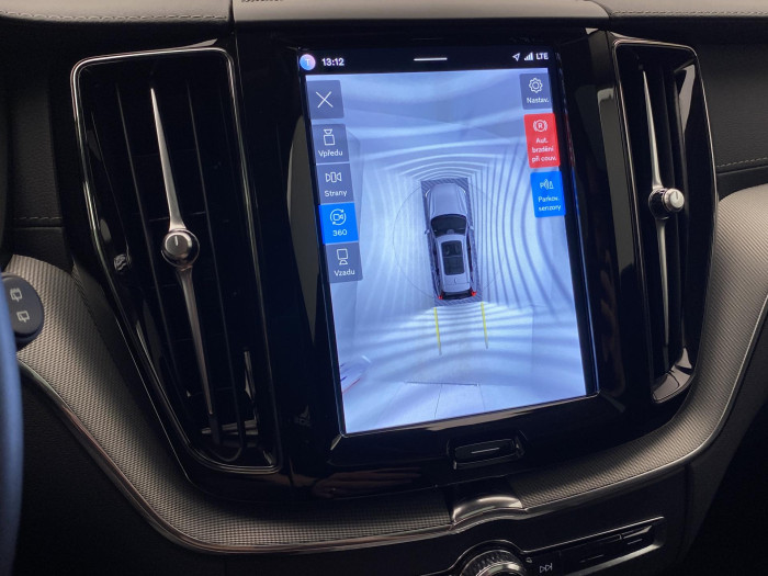 Volvo XC60 B5 AWD DARK ULTIMATE AUT CZ