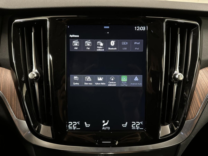 Volvo V60 D3 MOMENTUM REZERVACE 2.0 d Momentum