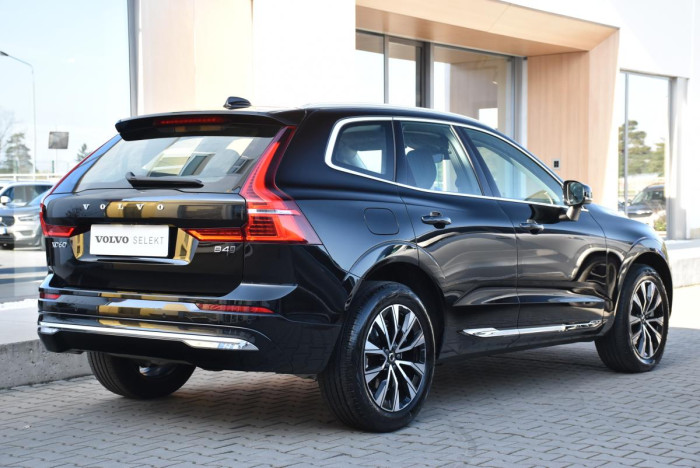 Volvo XC60 B4 AWD PLUS AUT REZERVACE 2.0 Plus