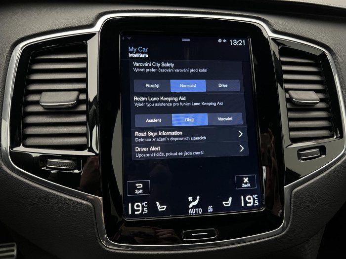 Volvo XC90 D5 AWD R-DESIGN POLESTAR 7MÍST 2.0 d