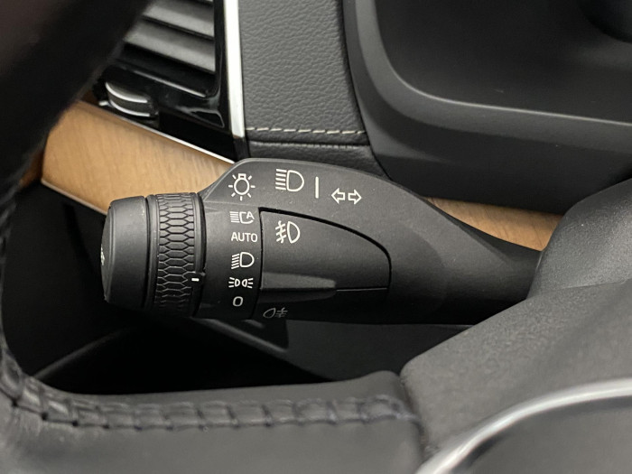 Volvo XC90 B5 AWD INSCRIPTION REZERVACE