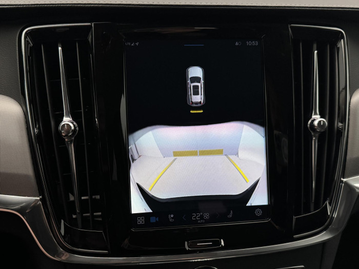 Volvo V90 CC B4 AWD PLUS CZ 1.maj