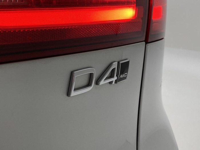 Volvo V90 D4 AWD MOMENTUM AUT 2.0 d Momentum