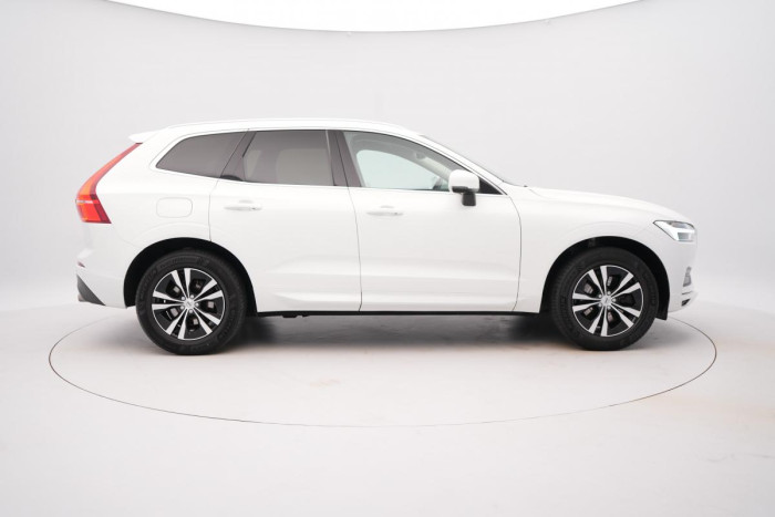 Volvo XC60 T4 MOMENTUM PRO 1.maj. 2.0 Momentum