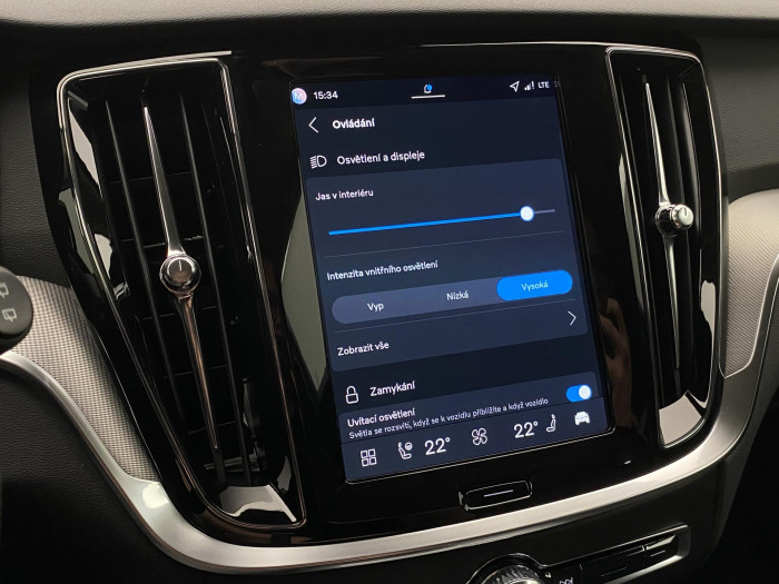 Volvo V60 B4 AUT DARK PLUS