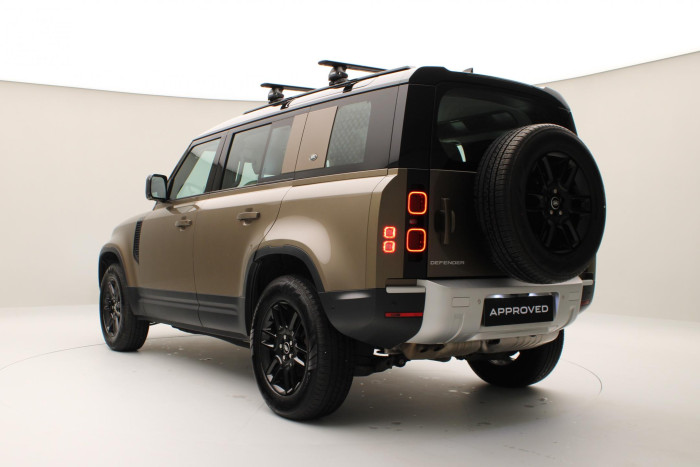 Land Rover Defender D250 AWD SE AUT CZ 3.0 d SE