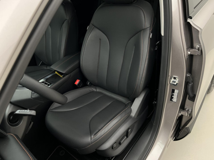 MG HS 1.5 TGI EXCLUSIVE AUT CZ 1.maj 1.5 Exclusive