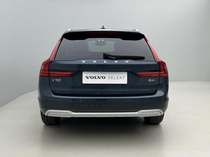 Volvo V90 CC B4 AWD PLUS BRIGHT AUT