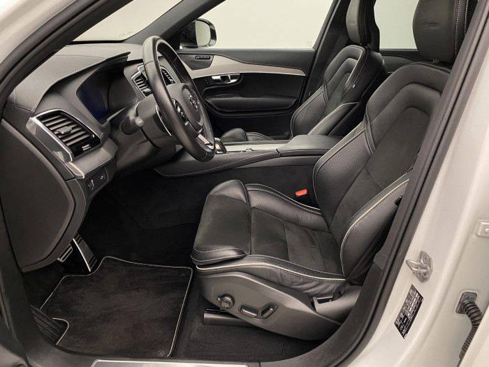 Volvo XC90 B5 AWD R-DESIGN AUT CZ