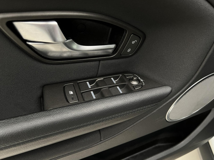 Land Rover Range Rover Evoque 2.0 TD4 AWD AUT CZ 2.0 TD