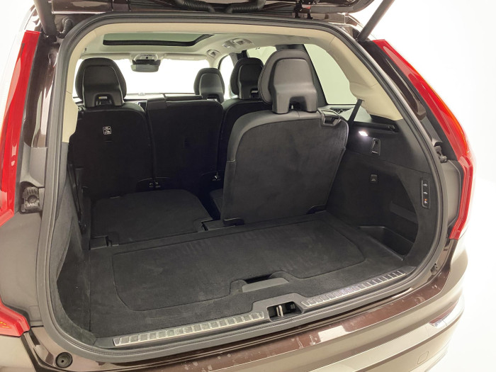 Volvo XC90 B5 AWD INSCRIPTION AUT CZ 7m