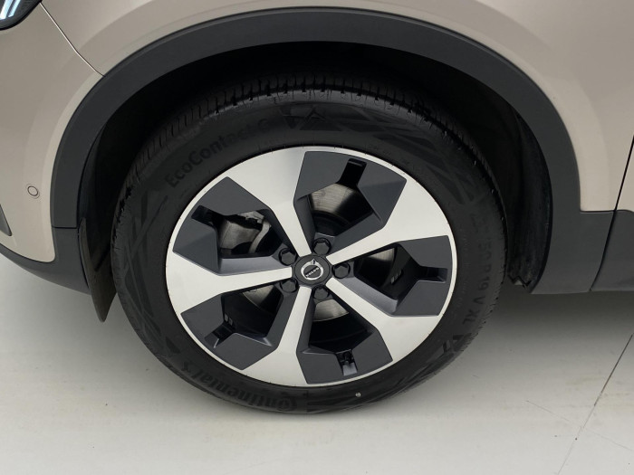 Volvo XC40 B3 CORE AUT CZ 1.maj