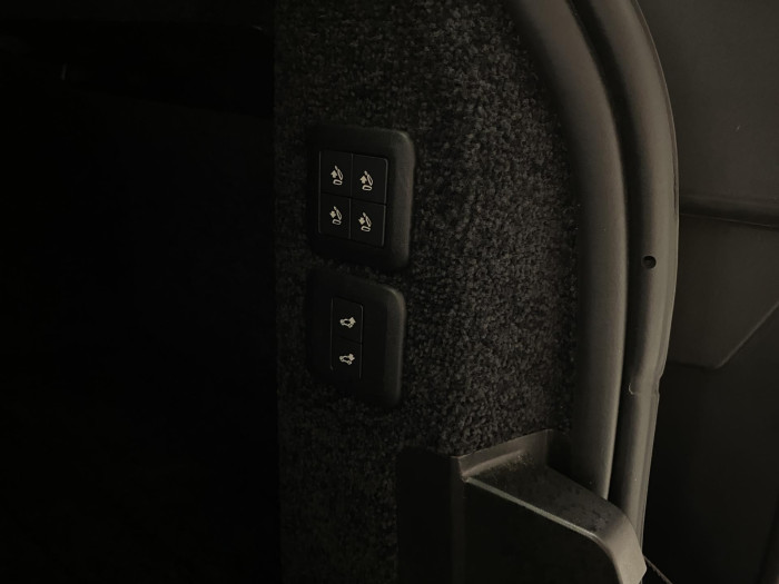 Land Rover Range Rover SDV6 AWD VOGUE REZERVACE