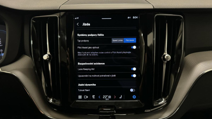 Volvo XC60 B4 PLUS DARK REZERVACE 2.0 Plus