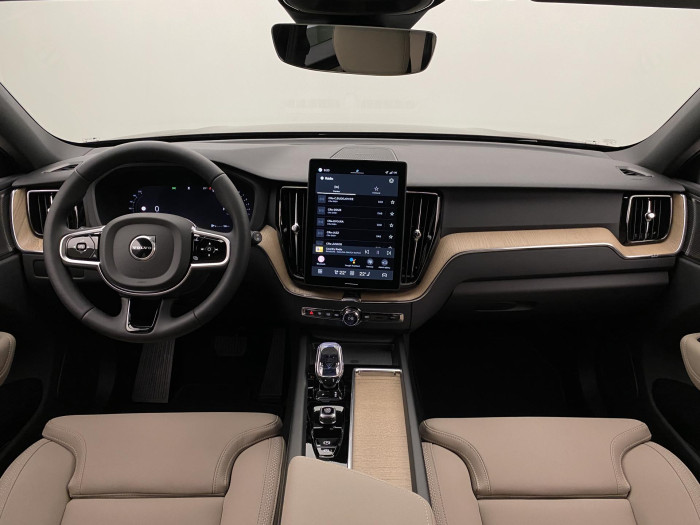 Volvo XC60 B5 AWD AUT DARK PLUS