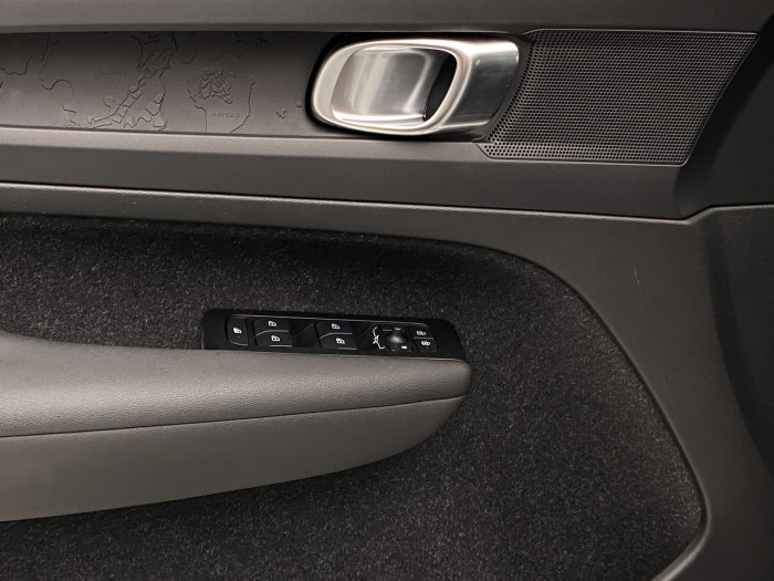 Volvo XC40 T2 MOMENTUM CORE AUT CZ 1.5 Momentum