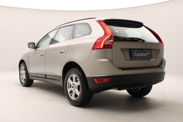 Volvo XC60 D3 MOMENTUM NAVIGACE MAN. 2.0 d Momentum