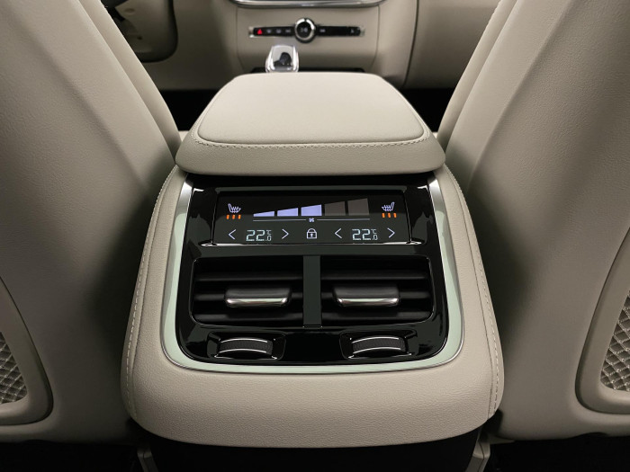 Volvo XC90 B5 AWD AUT BRIGHT ULTRA 7míst