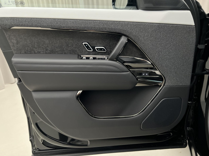 Land Rover Range Rover Sport D350 AUTOBIOGRAPHY REZERVACE 3.0 d