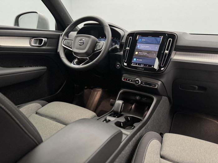 Volvo XC40 B4 CORE AUT 1. MAJ