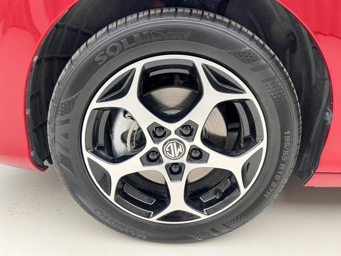 MG MG3 1.5 EMOTION Hybrid+ AUT CZ