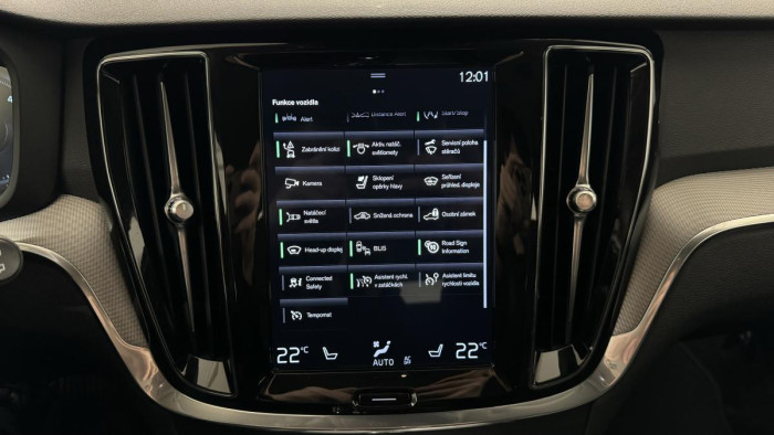 Volvo V60 D4 INSCRIPTION REZERVACE 2.0 d
