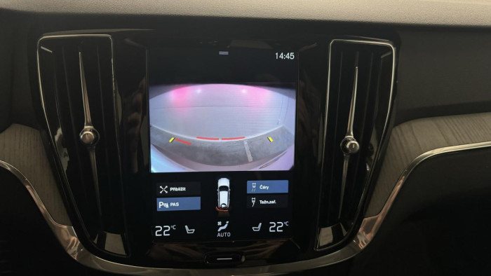 Volvo V60 D4 INSCRIPTION AUT REZERVACE 2.0 d