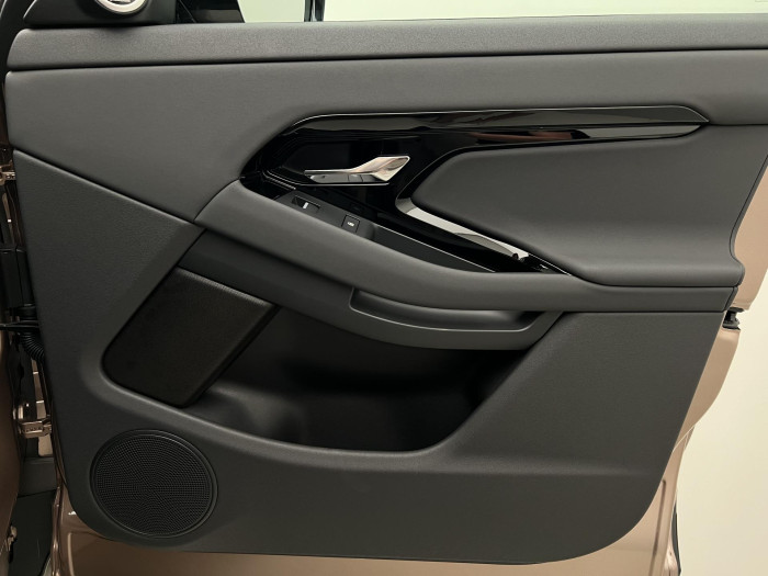 Land Rover Range Rover Evoque D200 DYNAMIC SE AWD Aut 2.0 d Dynamic SE