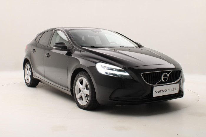 Volvo V40 D2 MOMENTUM REZERVACE 2.0 d Momentum