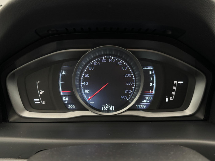 Volvo V70 D4 MOMENTUM CZ 1.maj 2.0 d Momentum