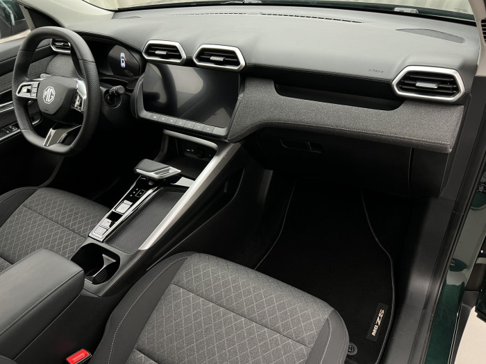 MG ZS 1.5 EMOTION HYBRID+ AUT CZ