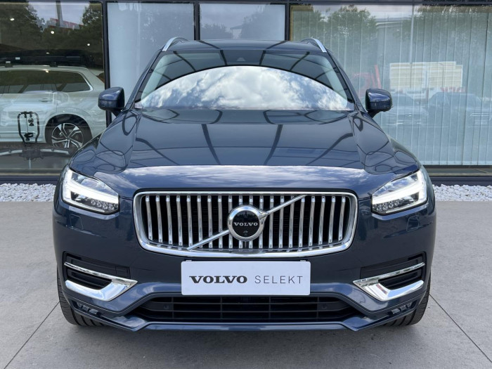 Volvo XC90 B5 AWD INSCRIPTION 7MÍSTNÁ Aut