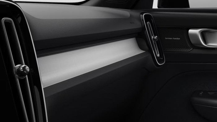 Volvo XC40 B4 AUT DARK PLUS