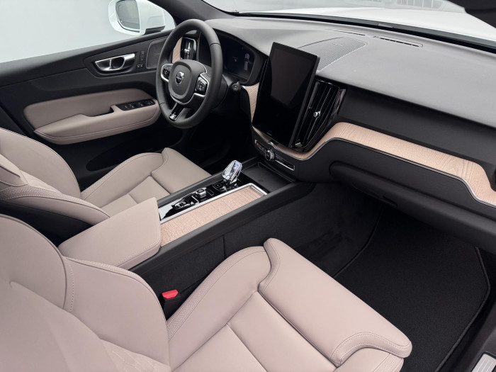 Volvo XC60 T6 AWD AUT BRIGHT PLUS