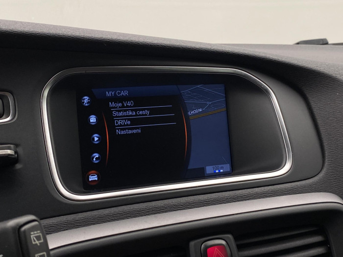 Volvo V40 CC D2 MOMENTUM AUT 1.6 d CC CC Momentum