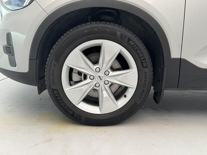 Volvo XC40 B4 CORE AUT 1. MAJ
